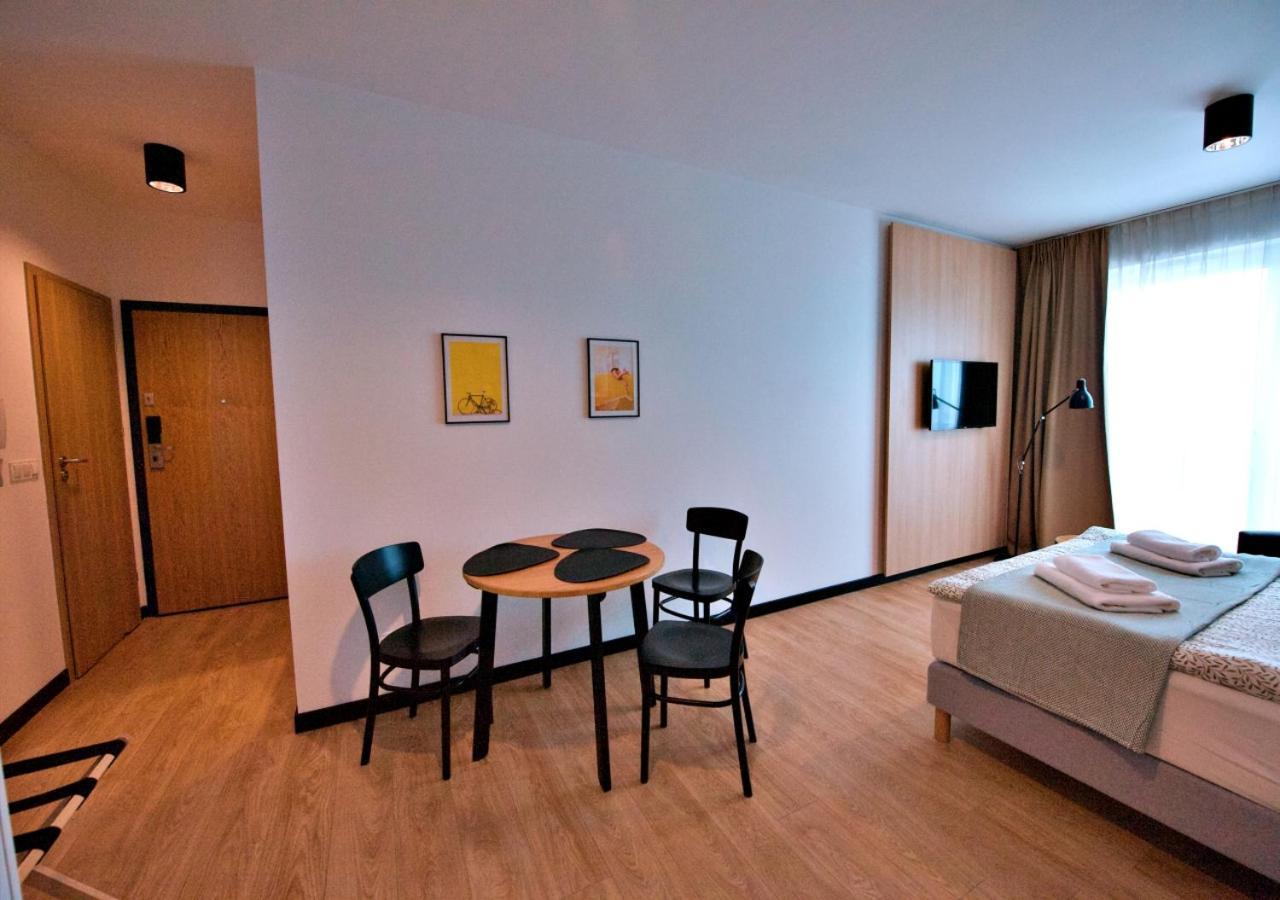 Bk Aparthotel Praga - National Stadium - Comfortable Apartment For 4 People Warsaw Ngoại thất bức ảnh