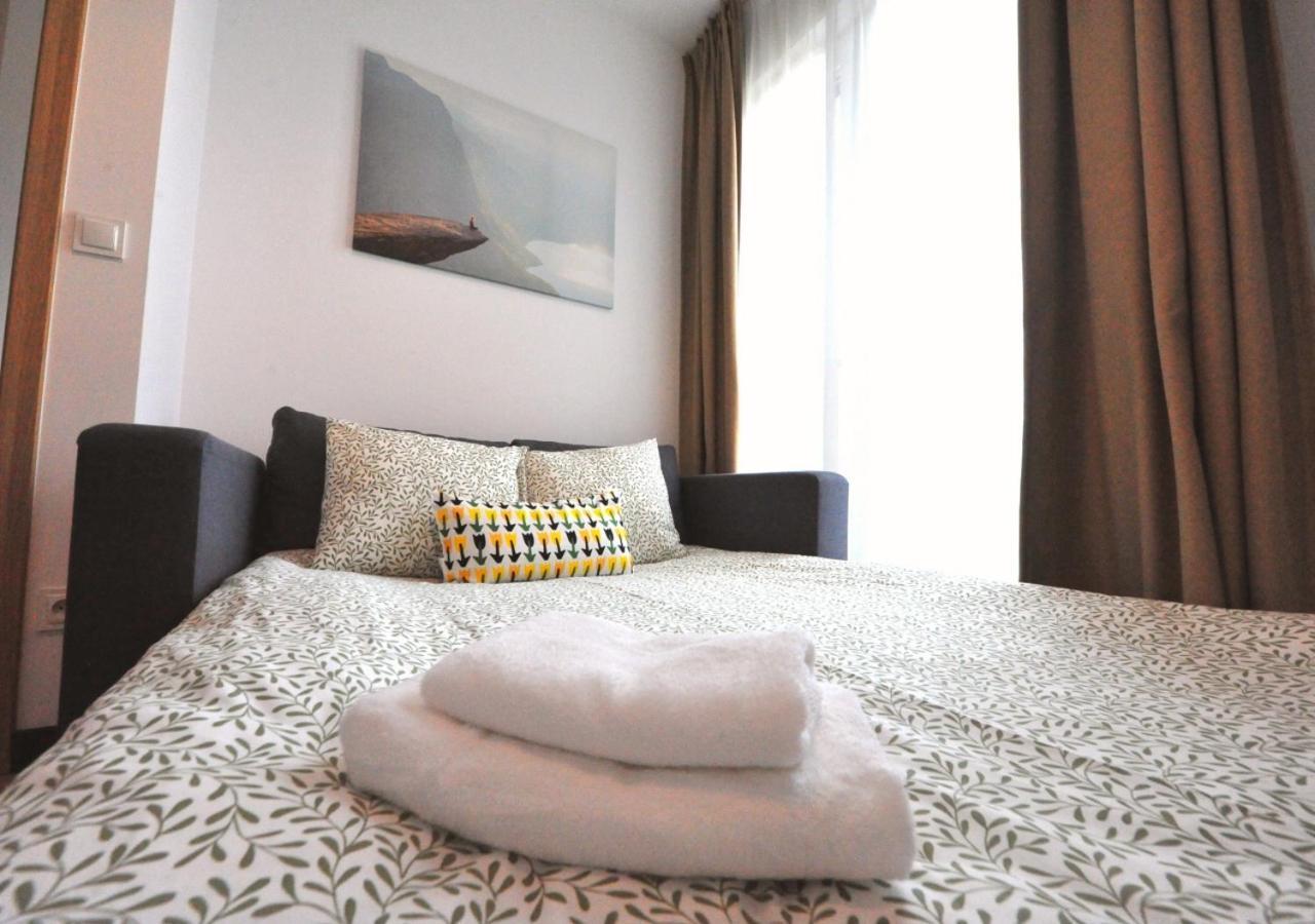 Bk Aparthotel Praga - National Stadium - Comfortable Apartment For 4 People Warsaw Ngoại thất bức ảnh