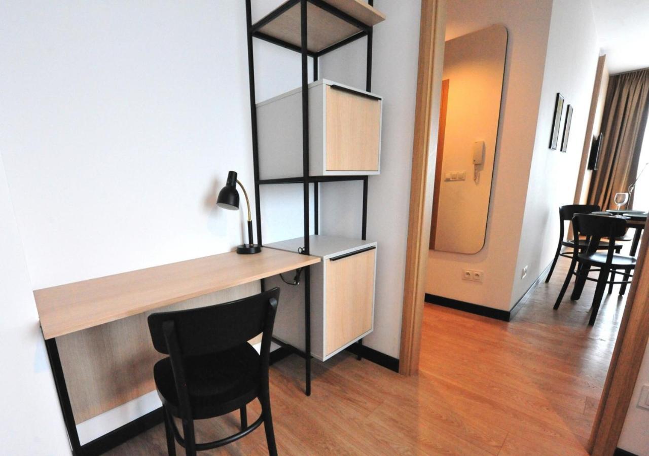 Bk Aparthotel Praga - National Stadium - Comfortable Apartment For 4 People Warsaw Ngoại thất bức ảnh