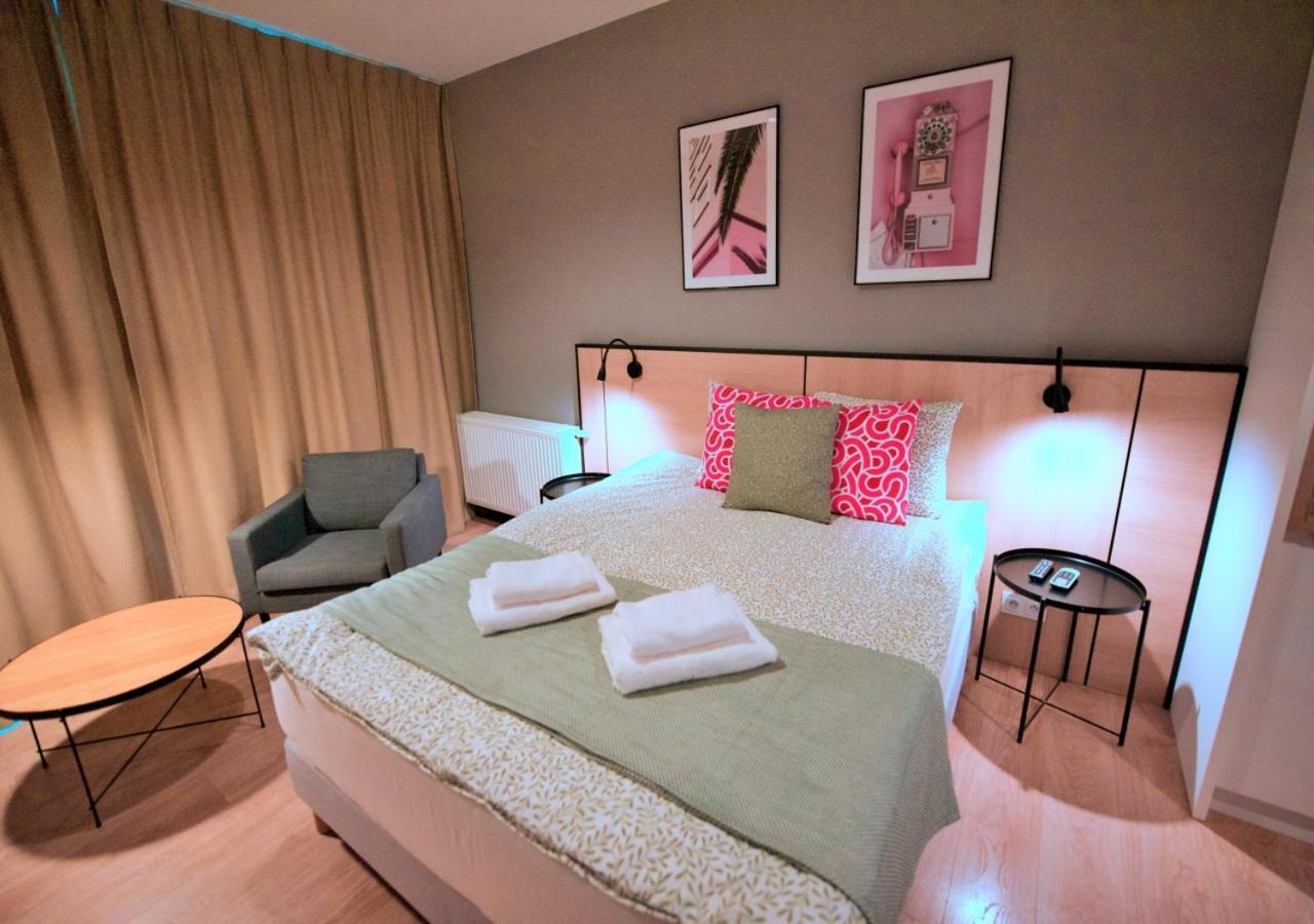 Bk Aparthotel Praga - National Stadium - Comfortable Apartment For 4 People Warsaw Ngoại thất bức ảnh